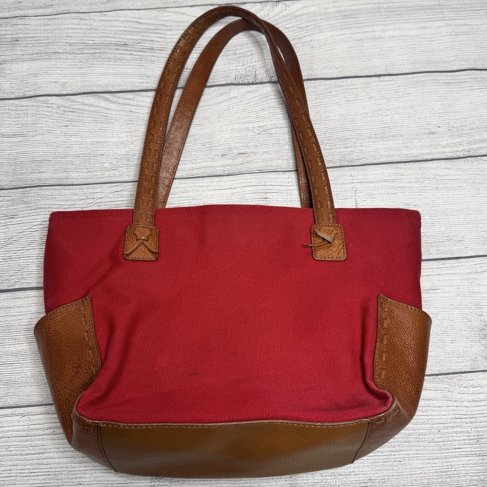 Fossil Red Canvas‎ Tote Bag Purse Brown Leather Accents Straps Key - Picture 3 of 10